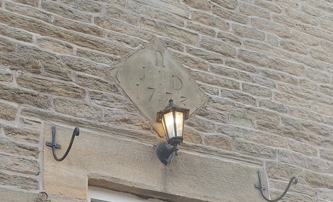 Datestone Datestones – The Glossop Cabinet of Curiosities